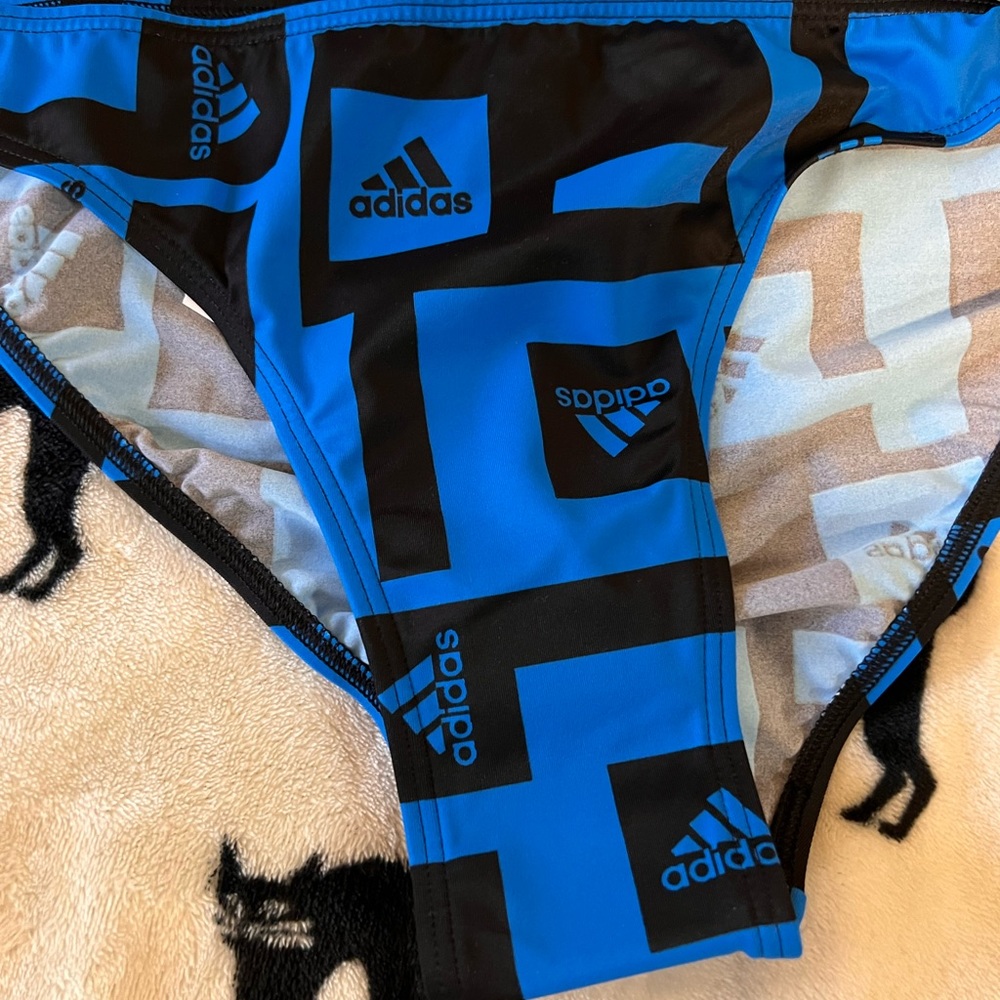 NWT Women's swimsuit adidas Bikini Logo Graphics size (MEDIUM) - Picture 3 of 6